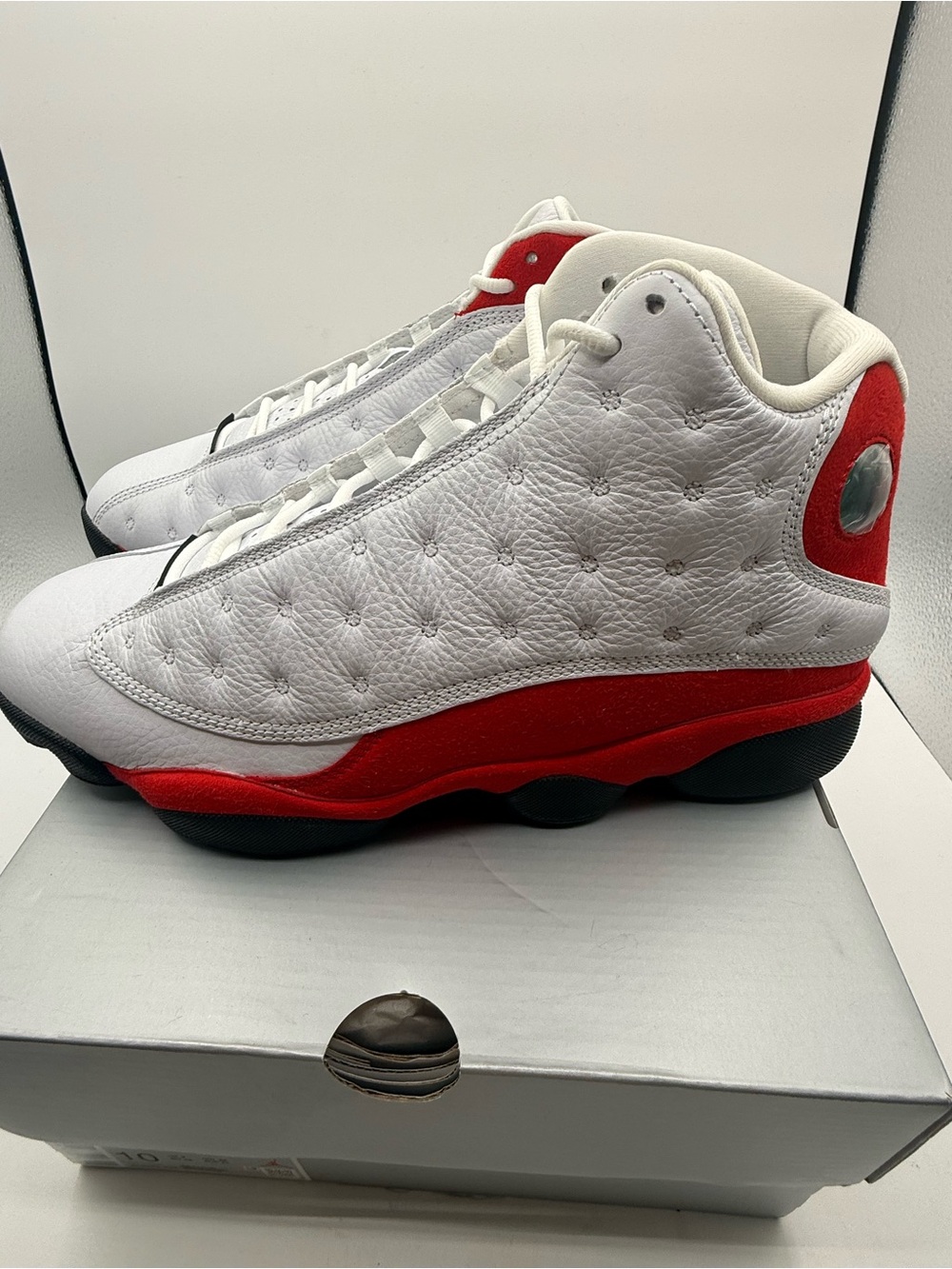 New in box air Jordan 13 Men’s White and Red Retro Basketball Sneakers - Picture 2 of 8